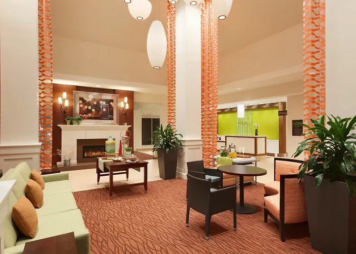 Hilton Garden Inn Boston Logan Airport